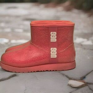 Ugg Women's Classic Clear Mini Boots Hibiscus Pink  Size 5